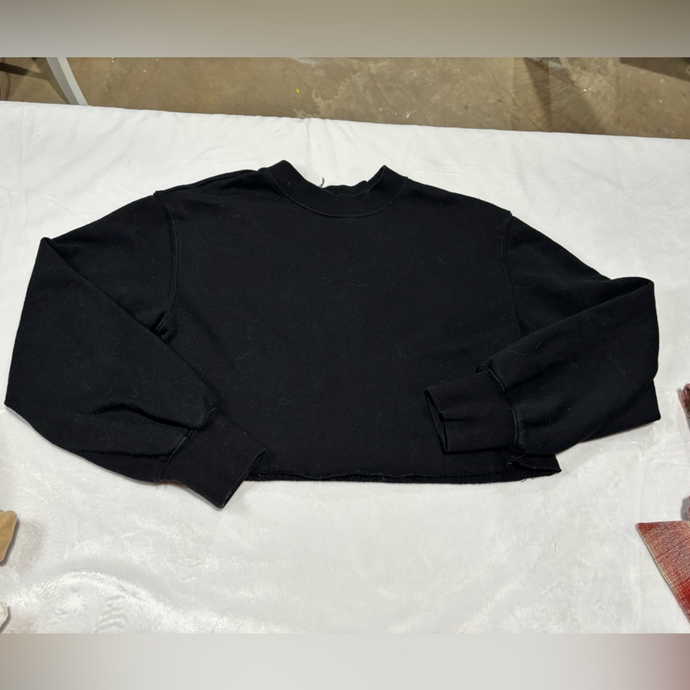 Divided H&M sweater xsmall cropped